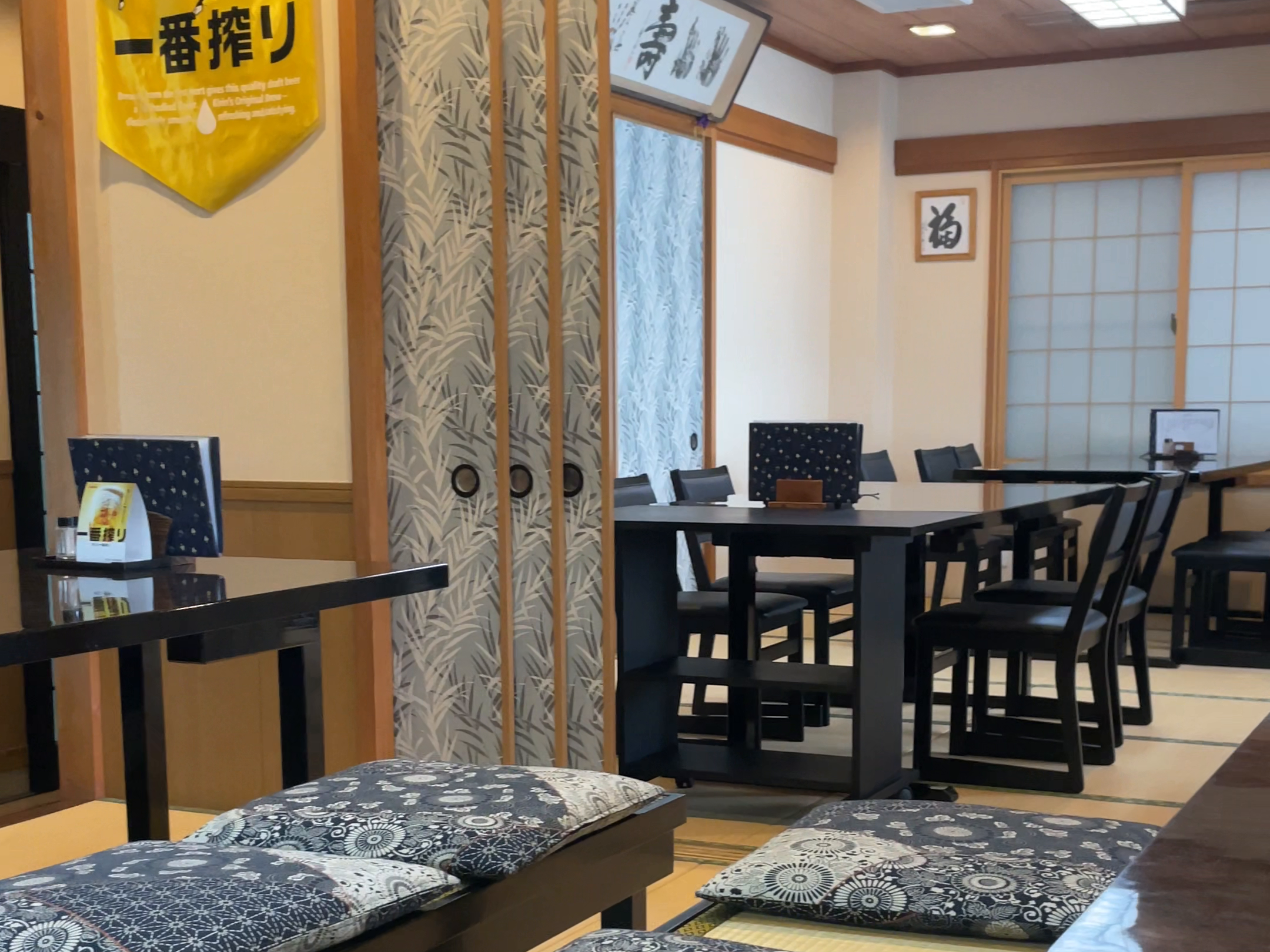 取材時のテーブル席