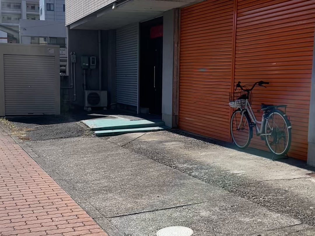ONESELF大垣店取材時に撮影した建物入口付近